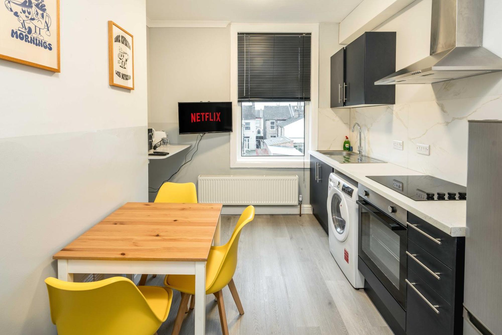 Free Parking, 2 Beds,Close To Train Station Bedford Extérieur photo