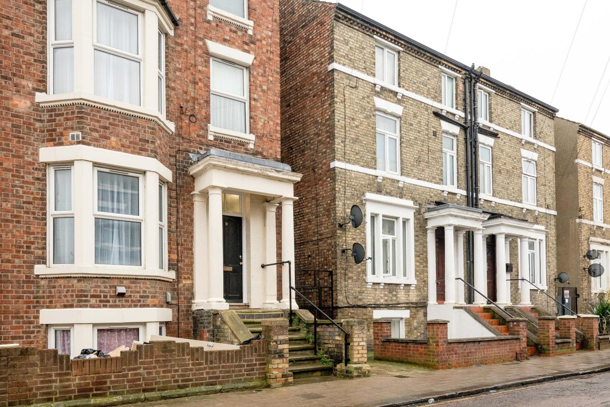 Free Parking, 2 Beds,Close To Train Station Bedford Extérieur photo